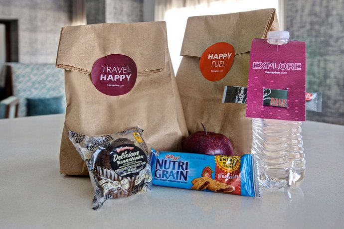 Imagen de los interiores del Hotel Hampton Inn and Suites Deptford. Foto 16