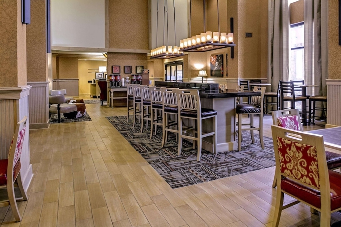 Imagen de los interiores del Hotel Hampton Inn and Suites Dodge City. Foto 19
