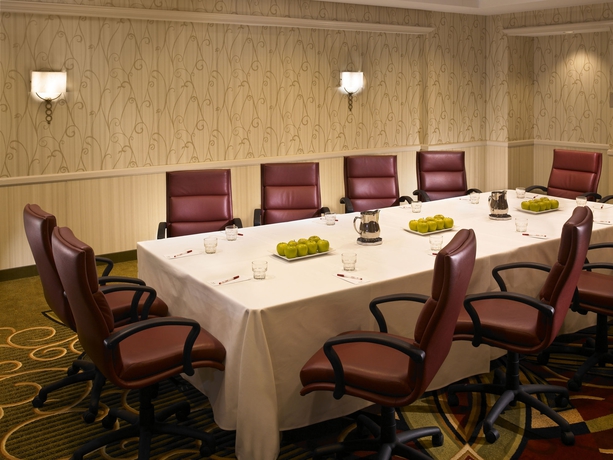 Imagen de los interiores del Hotel Hampton Inn and Suites Downers Grove Chicago. Foto 11