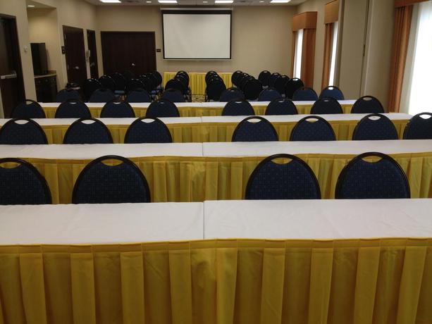 Imagen general del Hotel Hampton Inn and Suites Effingham. Foto 6