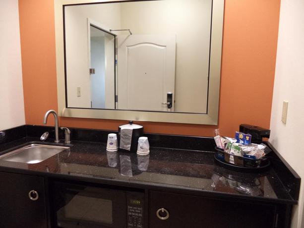 Imagen general del Hotel Hampton Inn and Suites Effingham. Foto 8