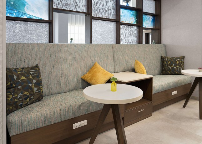 Imagen de los interiores del Hotel Hampton Inn and Suites El Cajon San Diego. Foto 20