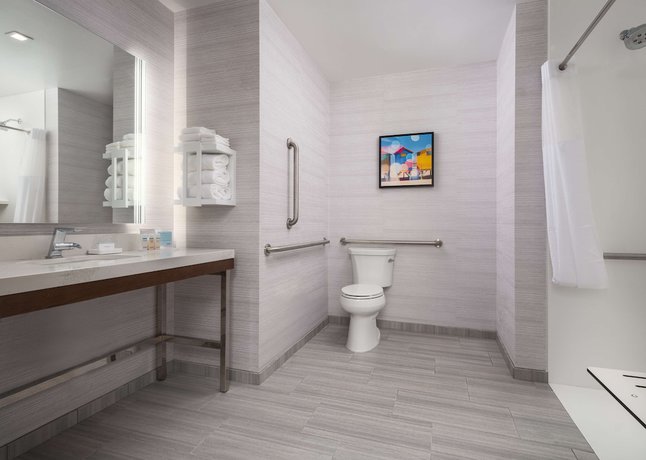Imagen de la habitación del Hotel Hampton Inn and Suites El Cajon San Diego. Foto 13