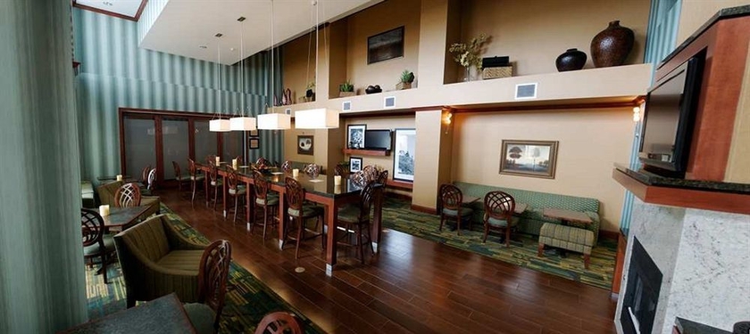 Imagen de los interiores del Hotel Hampton Inn and Suites El Paso West. Foto 8