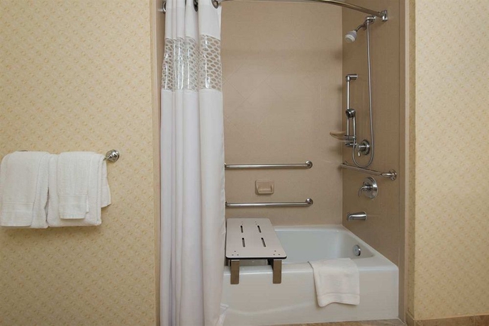 Imagen de la habitación del Hotel Hampton Inn and Suites El Paso West. Foto 7