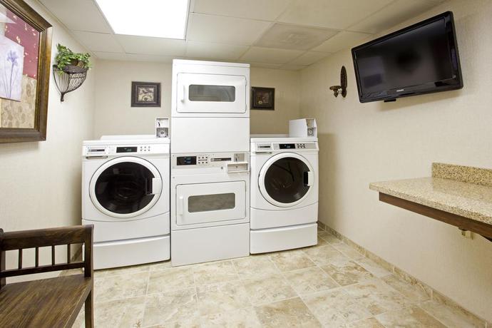 Imagen general del Hotel Hampton Inn and Suites El Paso-airport. Foto 1