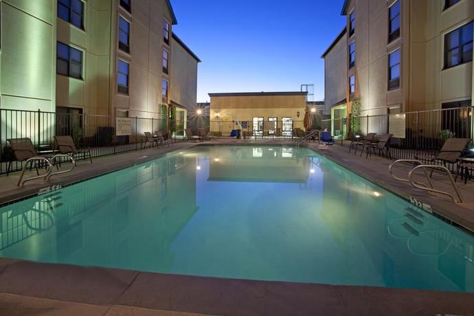 Imagen general del Hotel Hampton Inn and Suites El Paso-airport. Foto 5