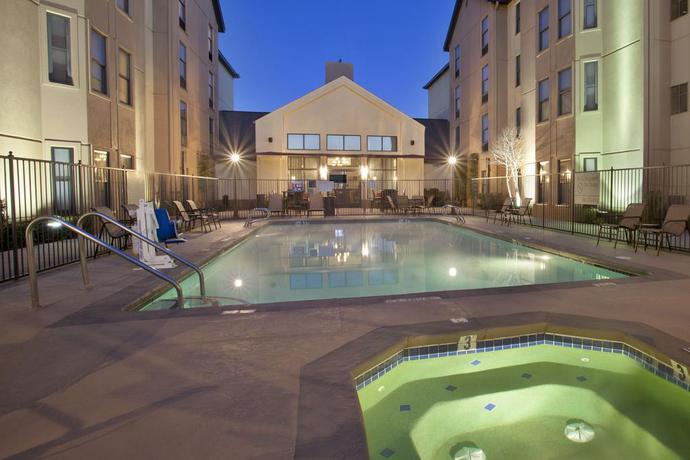 Imagen general del Hotel Hampton Inn and Suites El Paso-airport. Foto 6