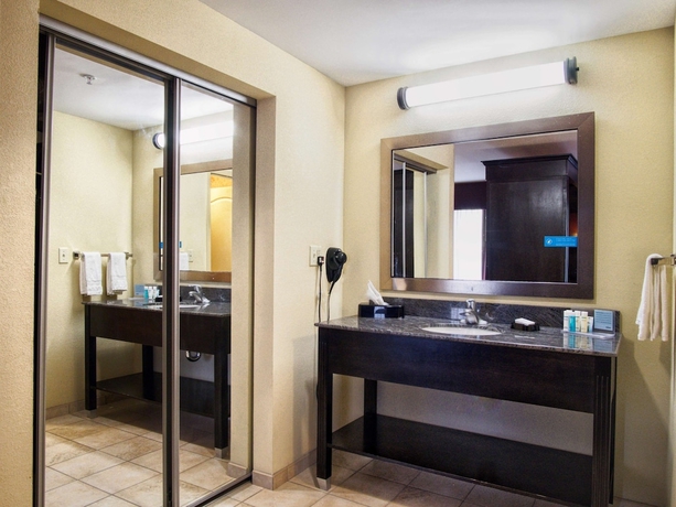 Imagen de la habitación del Hotel Hampton Inn and Suites Elk City. Foto 15