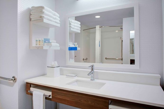 Imagen de la habitación del Hotel Hampton Inn and Suites Flagstaff East. Foto 8