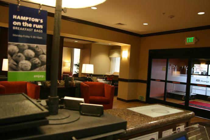 Imagen general del Hotel Hampton Inn and Suites Folsom. Foto 9