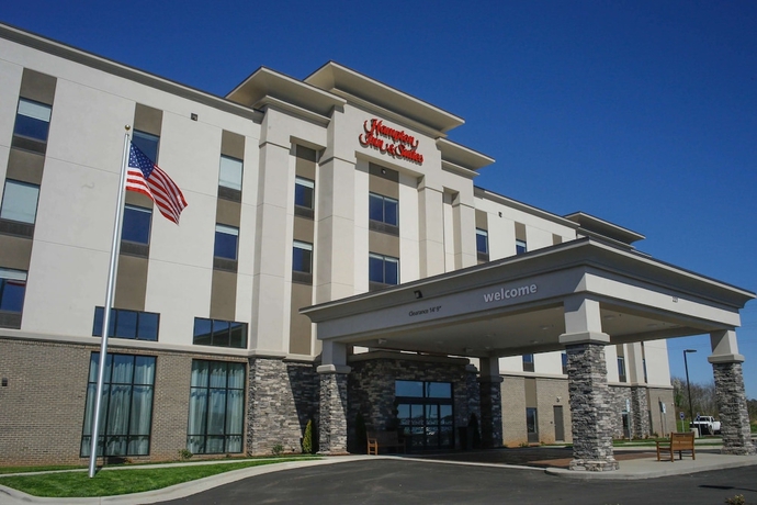 Imagen general del Hotel Hampton Inn and Suites Forest City. Foto 1