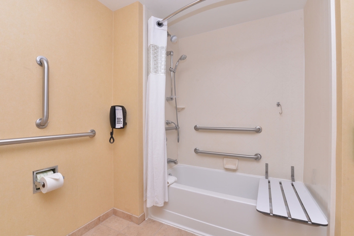 Imagen de la habitación del Hotel Hampton Inn and Suites Fort Belvoir Alexandria South. Foto 2
