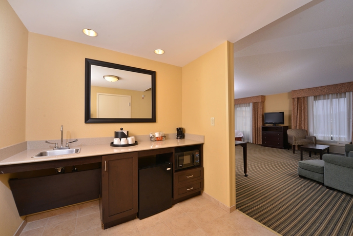Imagen de la habitación del Hotel Hampton Inn and Suites Fort Belvoir Alexandria South. Foto 3