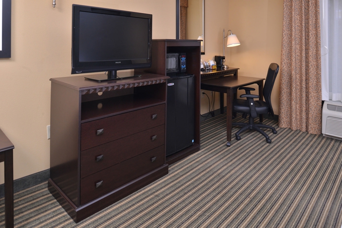 Imagen de la habitación del Hotel Hampton Inn and Suites Fort Belvoir Alexandria South. Foto 6