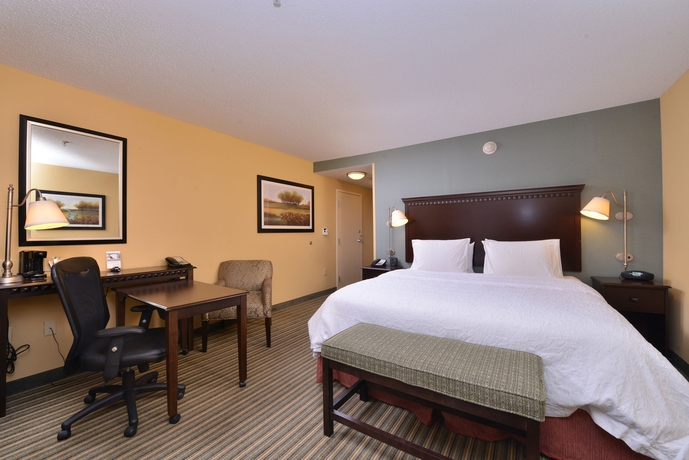 Imagen de la habitación del Hotel Hampton Inn and Suites Fort Belvoir Alexandria South. Foto 15