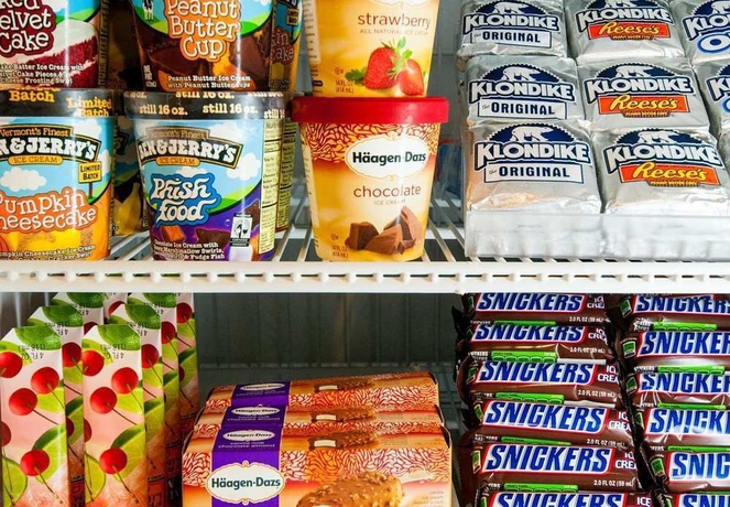 Imagen del bar/restaurante del Hotel Hampton Inn and Suites Fort Myers - Colonial Blvd. Foto 4