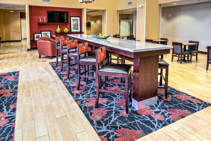 Imagen de los interiores del Hotel Hampton Inn and Suites Fort Myers-estero/fgcu. Foto 17