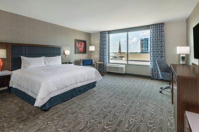 Imagen de la habitación del Hotel Hampton Inn and Suites Fort Wayne Downtown. Foto 8