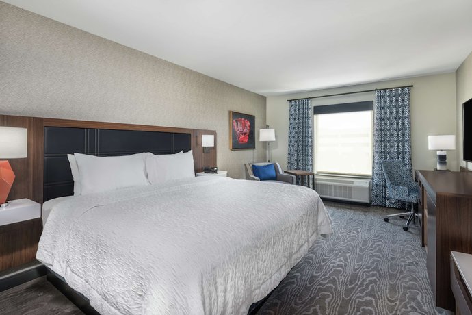 Imagen de la habitación del Hotel Hampton Inn and Suites Fort Wayne Downtown. Foto 10