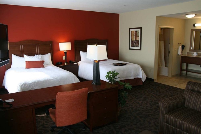 Imagen de la habitación del Hotel Hampton Inn and Suites Fort Worth/forest Hill. Foto 3