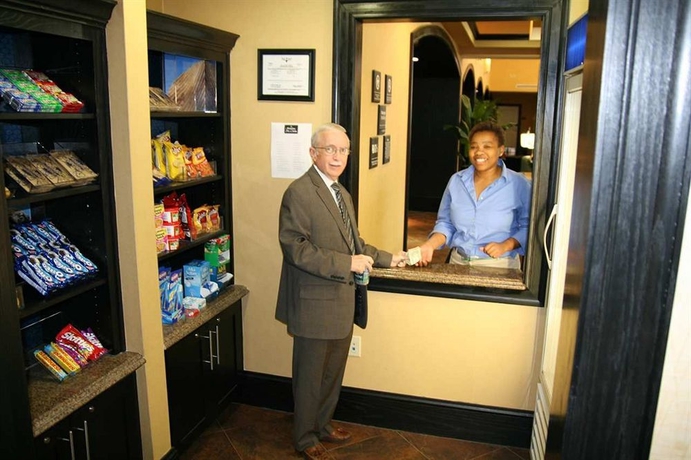 Imagen del bar/restaurante del Hotel Hampton Inn and Suites Fort Worth-fossil Creek. Foto 3