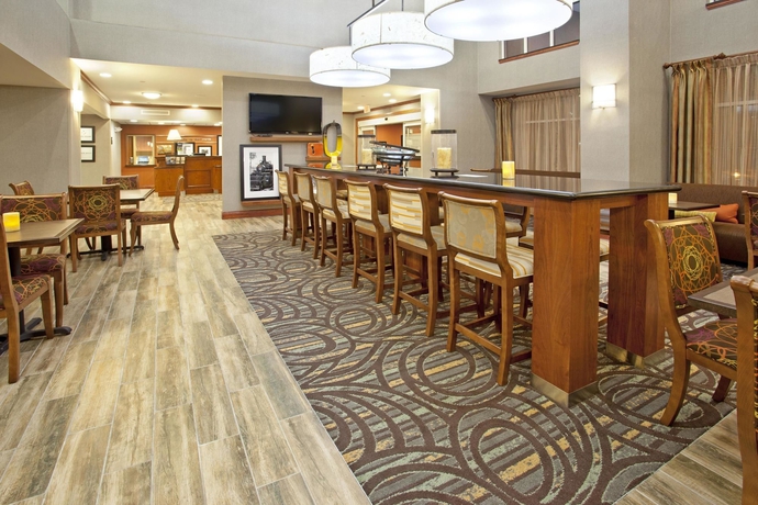 Imagen del bar/restaurante del Hotel Hampton Inn and Suites Fort Worth-west-i-30. Foto 4