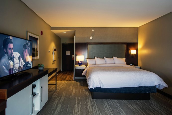 Imagen de la habitación del Hotel Hampton Inn and Suites Foxborough/Mansfield. Foto 2