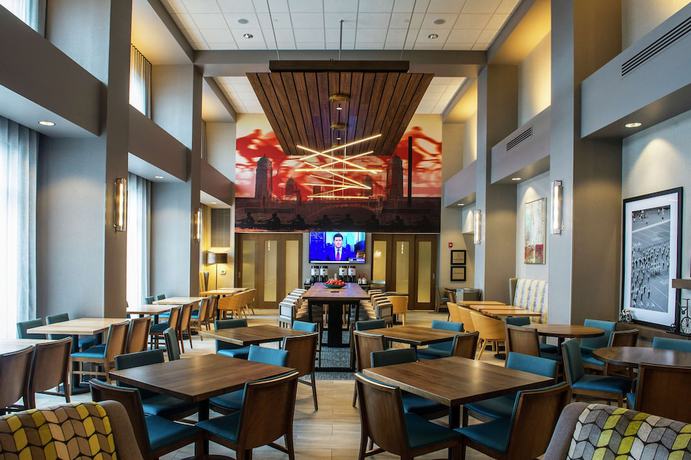 Imagen de los interiores del Hotel Hampton Inn and Suites Foxborough/Mansfield. Foto 19