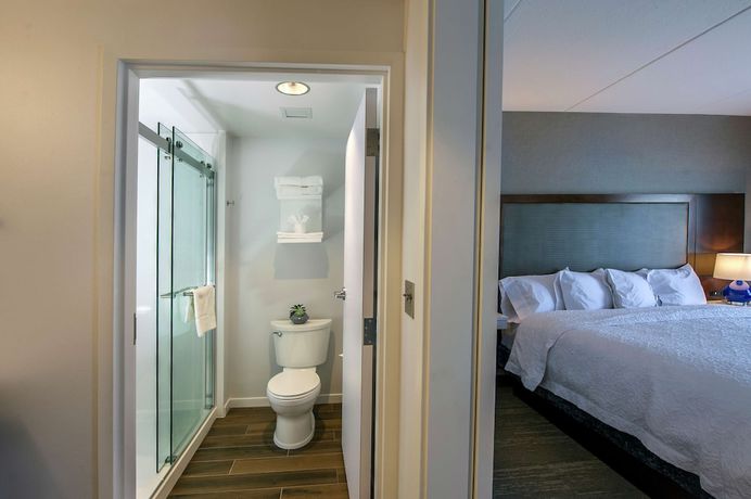 Imagen de la habitación del Hotel Hampton Inn and Suites Foxborough/Mansfield. Foto 16