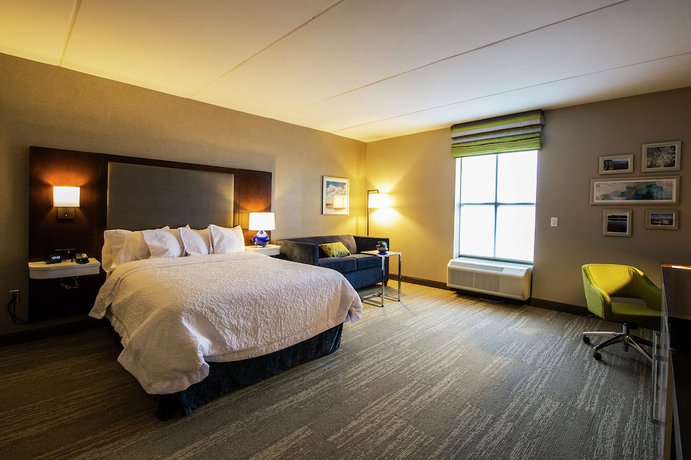 Imagen de la habitación del Hotel Hampton Inn and Suites Foxborough/Mansfield. Foto 17