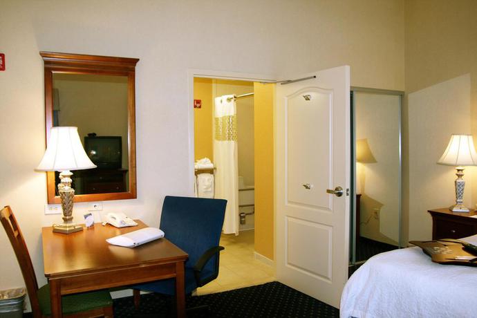 Imagen general del Hotel Hampton Inn and Suites Fredericksburg South. Foto 5