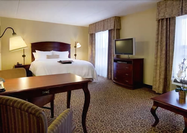 Imagen de la habitación del Hotel Hampton Inn and Suites Fredericksburg-at Celebrate Virginia. Foto 2