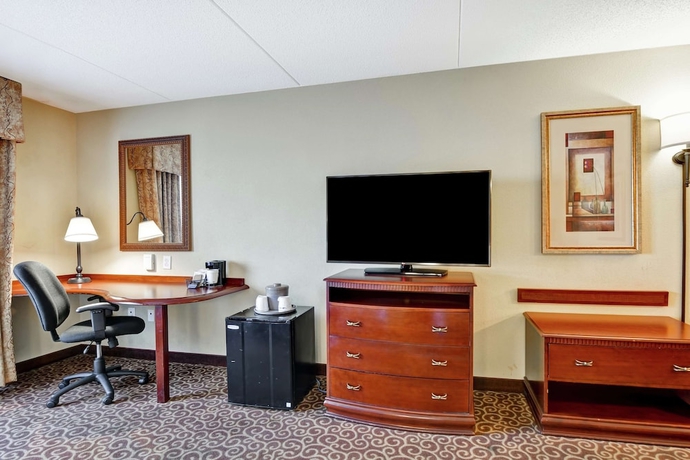Imagen de la habitación del Hotel Hampton Inn and Suites Fredericksburg-at Celebrate Virginia. Foto 4
