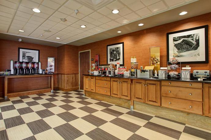 Imagen general del Hotel Hampton Inn and Suites Fremont. Foto 4