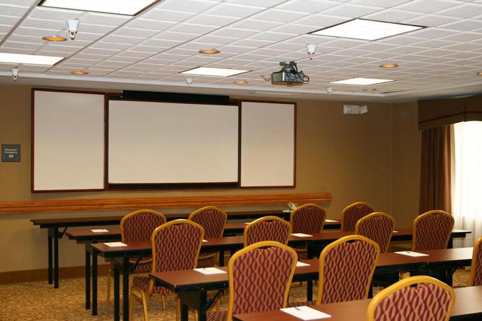 Imagen general del Hotel Hampton Inn and Suites Fremont. Foto 5