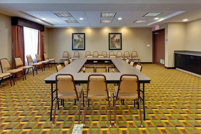 Imagen de los interiores del Hotel Hampton Inn and Suites Fresno-northwest. Foto 10