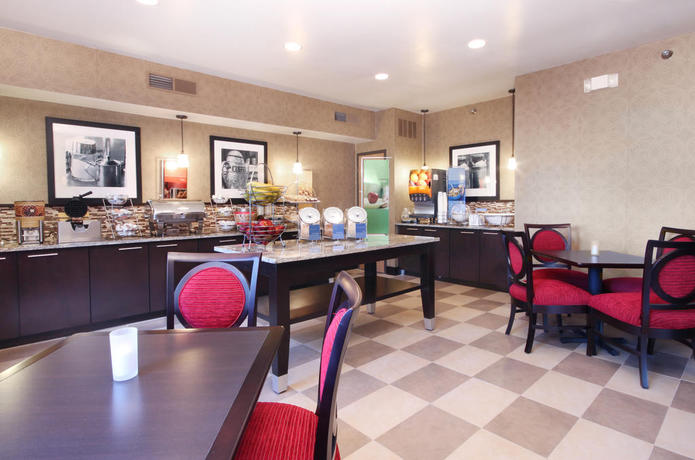Imagen general del Hotel Hampton Inn and Suites Ft. Wayne-north. Foto 10