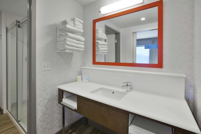 Imagen de la habitación del Hotel Hampton Inn and Suites Grandville Grand Rapids South. Foto 4
