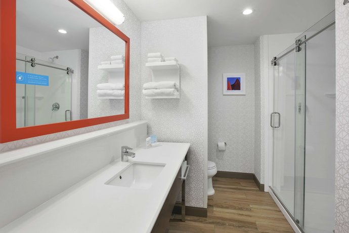 Imagen de la habitación del Hotel Hampton Inn and Suites Grandville Grand Rapids South. Foto 5
