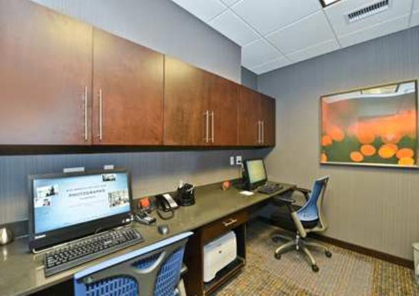 Imagen general del Hotel Hampton Inn and Suites Greensboro/coliseum Area. Foto 2
