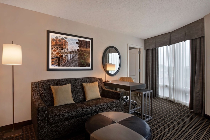 Imagen de la habitación del Hotel Hampton Inn and Suites Greenville-downtown-riverplace. Foto 3