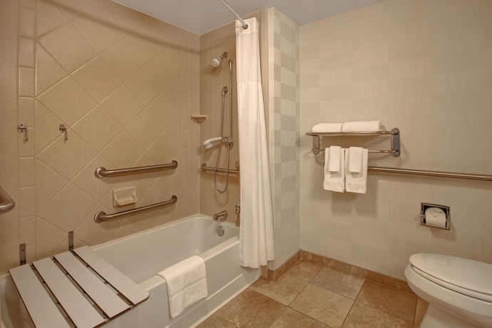 Imagen de la habitación del Hotel Hampton Inn and Suites Greenville-downtown-riverplace. Foto 9