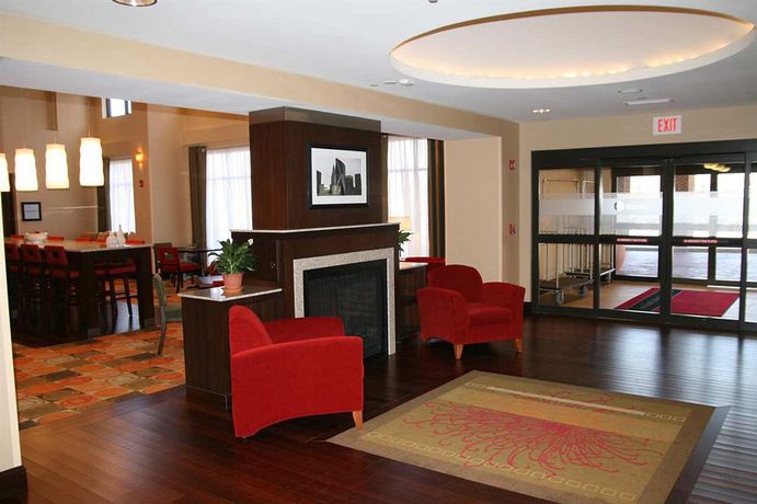Imagen general del Hotel Hampton Inn and Suites Hartford/east Hartford. Foto 4