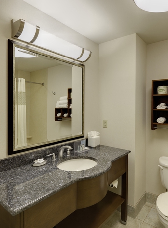 Imagen de la habitación del Hotel Hampton Inn and Suites Hartford/farmington. Foto 6
