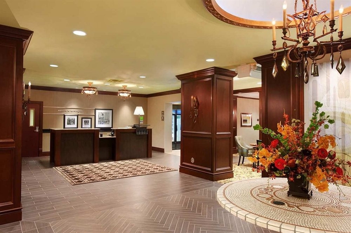 Imagen de los interiores del Hotel Hampton Inn and Suites Hartford/farmington. Foto 16