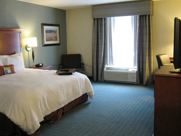 Imagen de la habitación del Hotel Hampton Inn and Suites Hartford/farmington. Foto 9