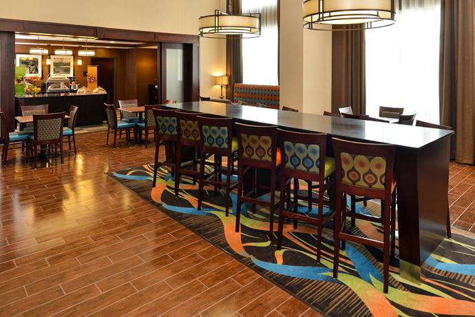 Imagen general del Hotel Hampton Inn and Suites Harvey/new Orleans West Bank. Foto 4