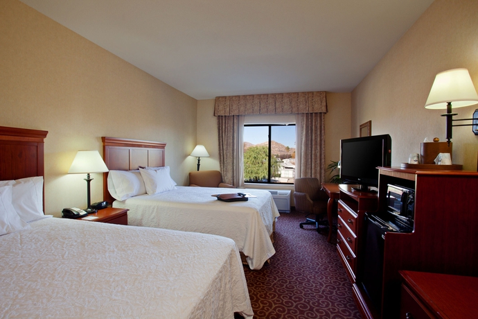 Imagen de la habitación del Hotel Hampton Inn and Suites Hemet. Foto 6
