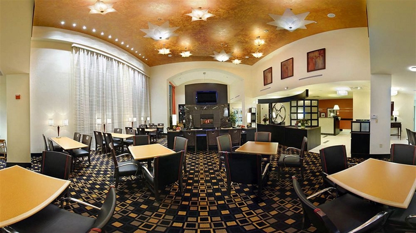 Imagen de los interiores del Hotel Hampton Inn and Suites Herndon-reston. Foto 7